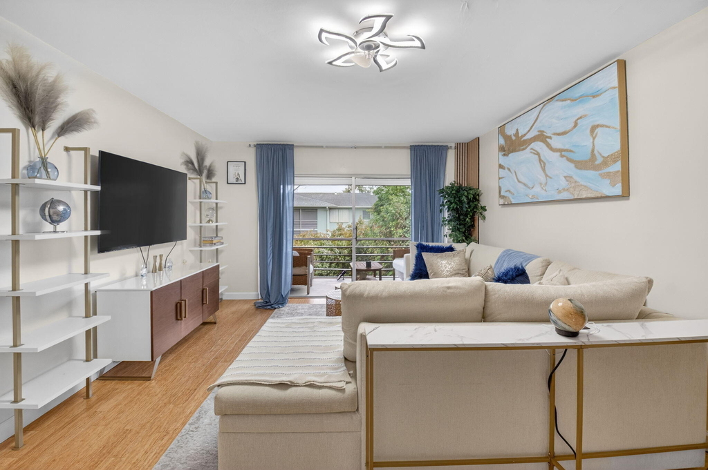 2340 Sw 22nd Avenue - Photo 9