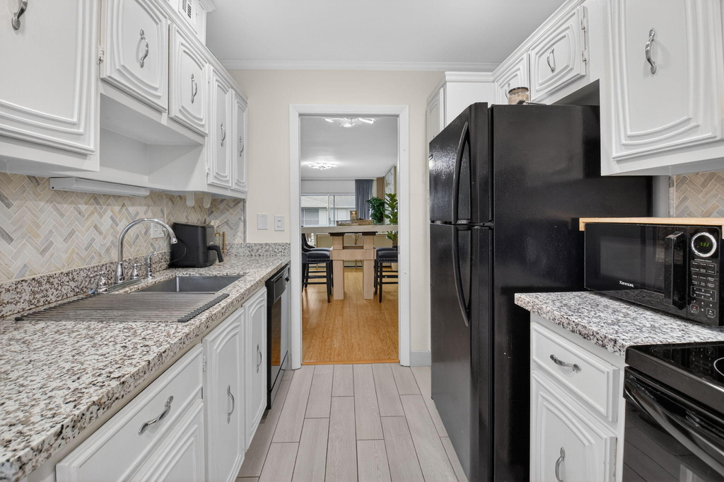 2340 Sw 22nd Avenue - Photo 16