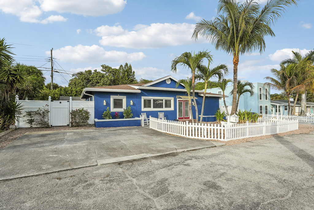1827 Len Drive - Photo 12