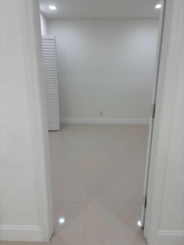 1549 Nw 60th Avenue - Photo 3