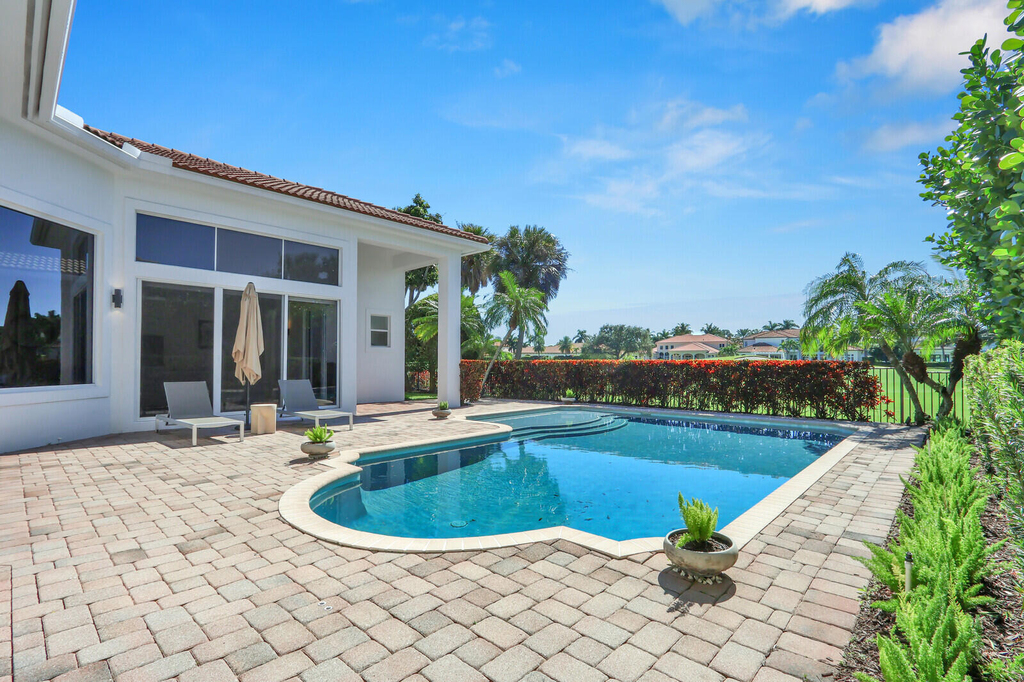 528 Les Jardin Drive - Photo 61