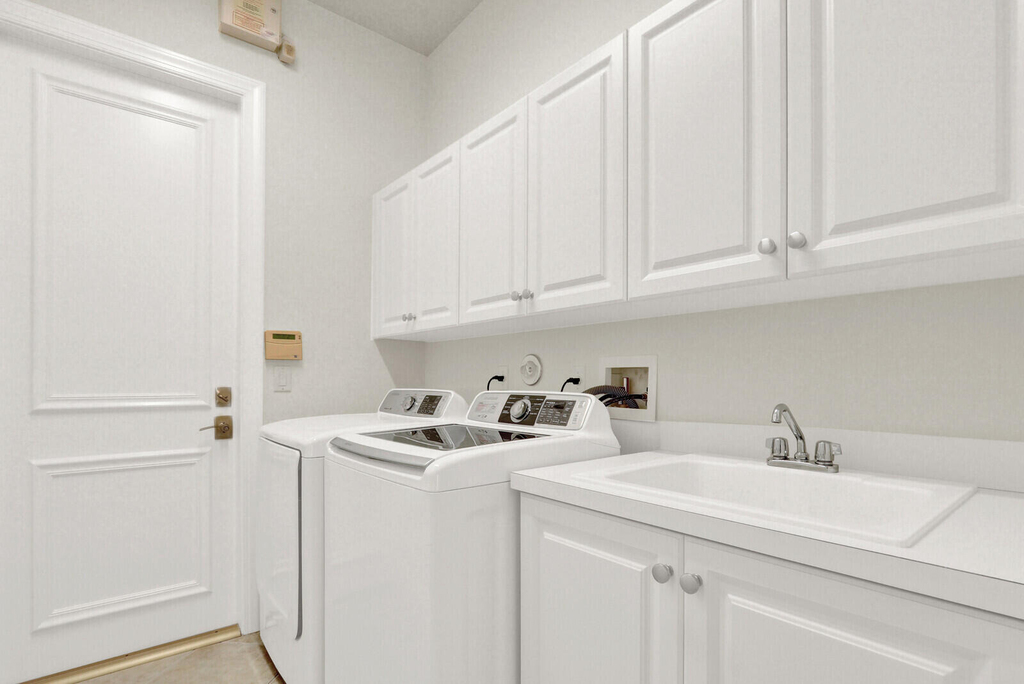 528 Les Jardin Drive - Photo 34