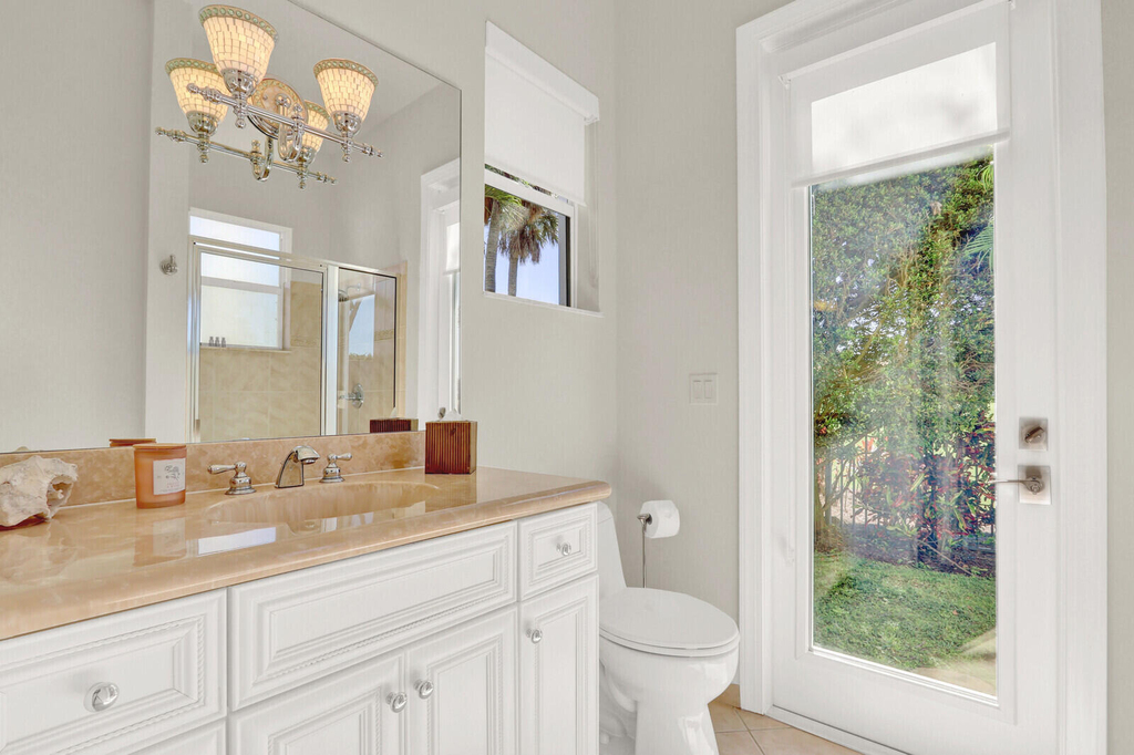 528 Les Jardin Drive - Photo 18
