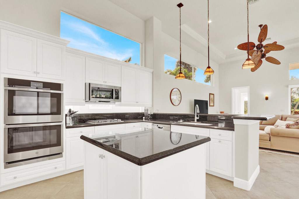 528 Les Jardin Drive - Photo 12