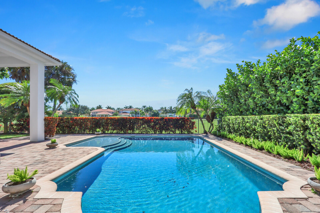 528 Les Jardin Drive - Photo 35