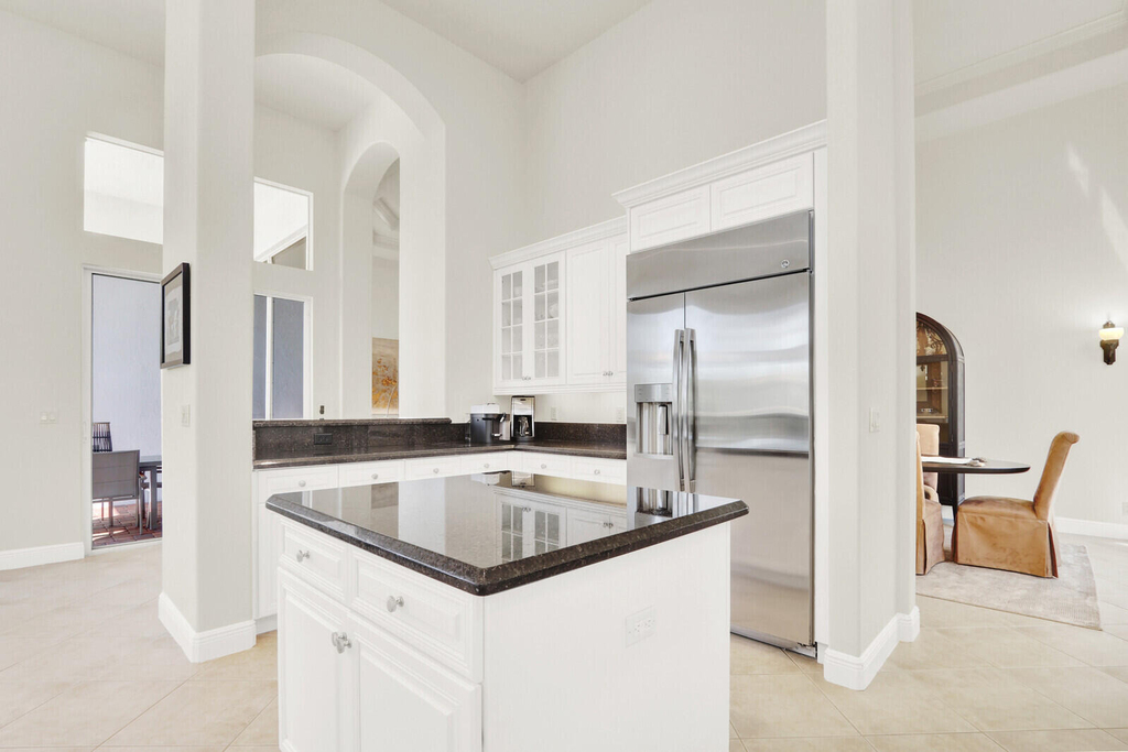 528 Les Jardin Drive - Photo 11