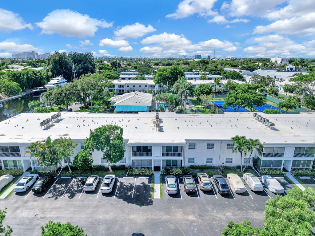 6279 Bay Club Drive - Photo 45