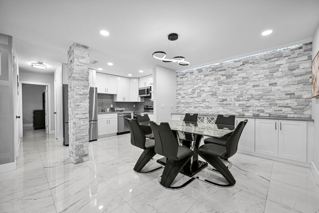 6279 Bay Club Drive - Photo 1
