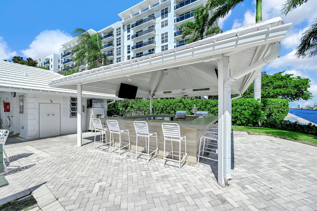 6279 Bay Club Drive - Photo 18