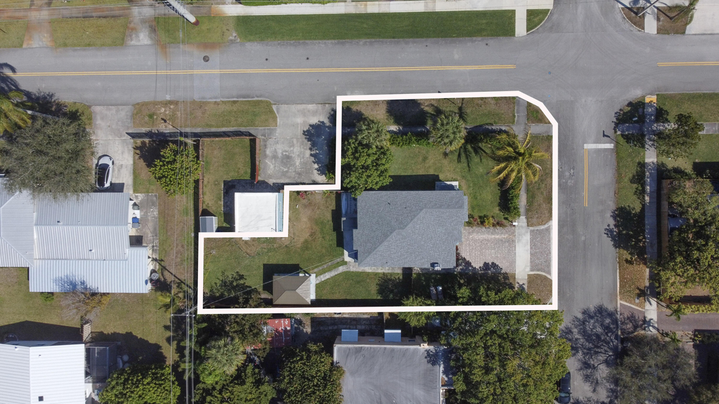 301 Hawthorne Drive - Photo 37