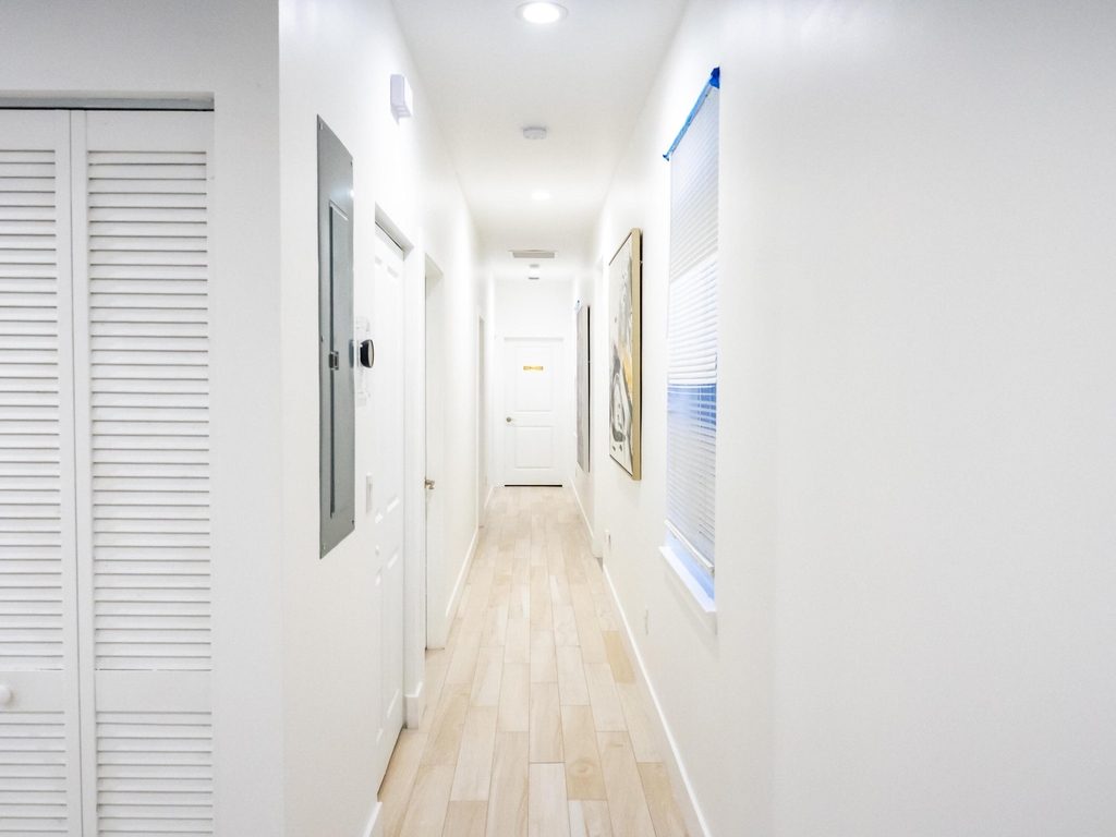 214 N C Street - Photo 6