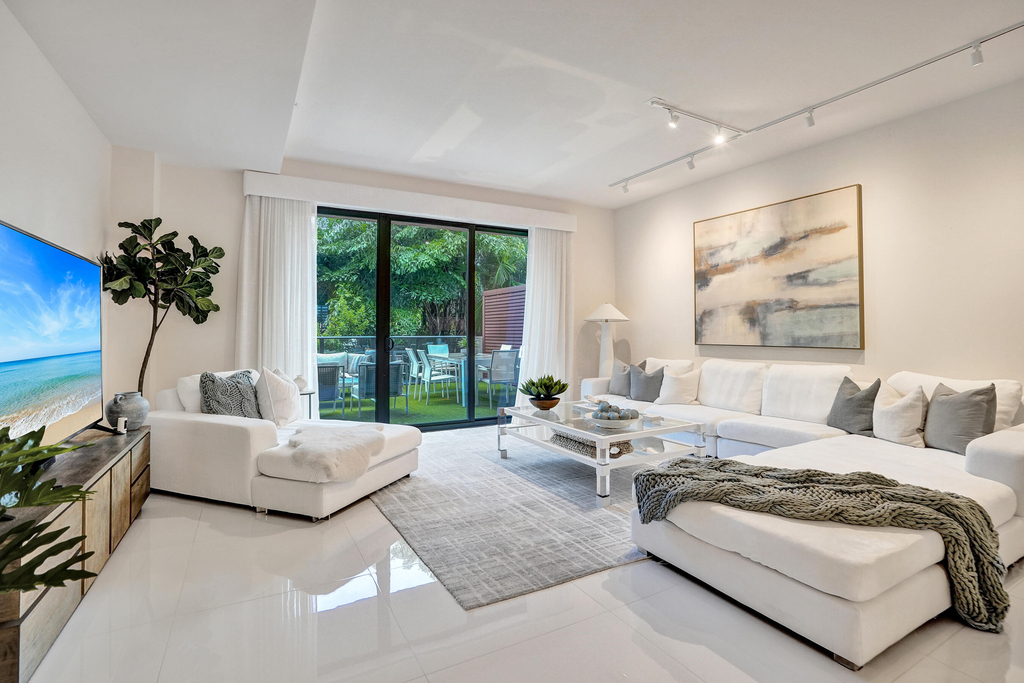 3030 N Ocean Boulevard - Photo 0