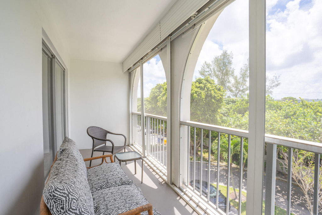 250 Ne 20th Street - Photo 13