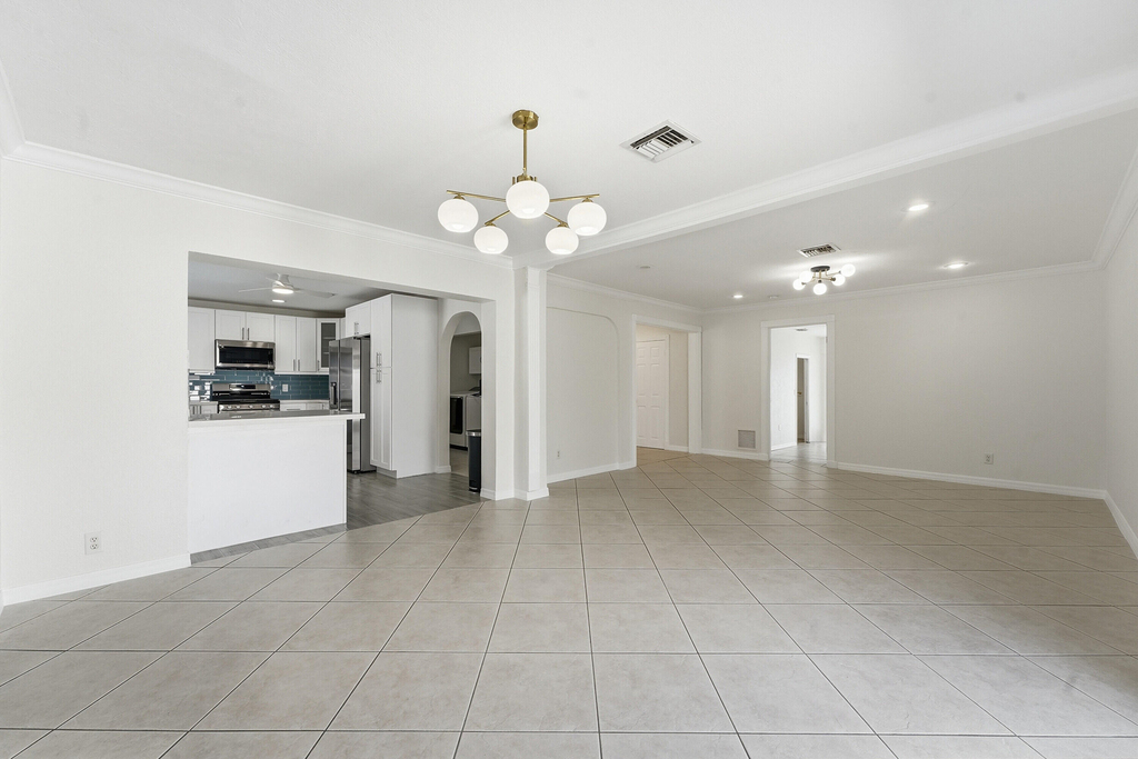 1641 Ne 56th Court - Photo 3