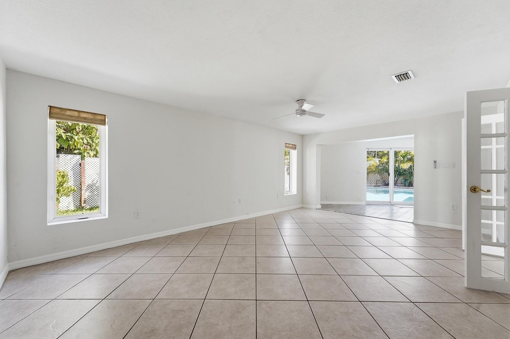 1641 Ne 56th Court - Photo 6