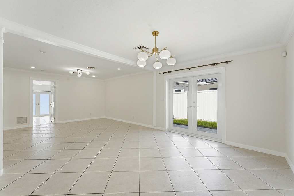 1641 Ne 56th Court - Photo 5