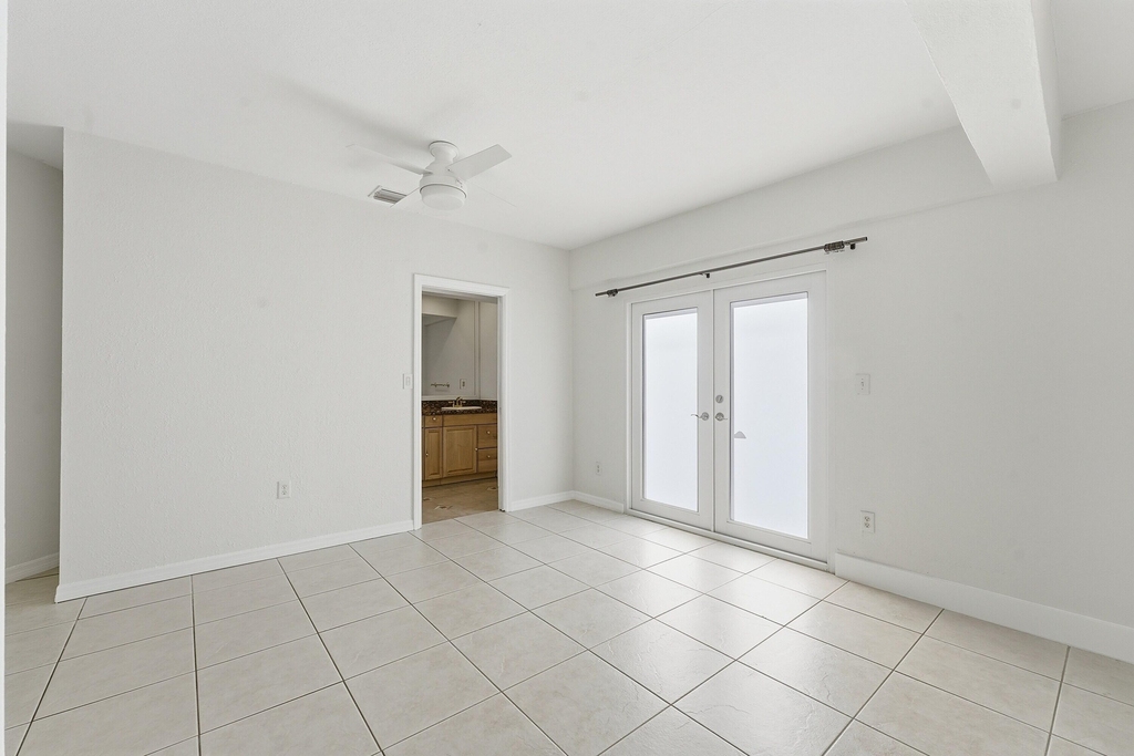1641 Ne 56th Court - Photo 13