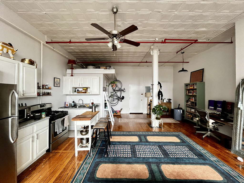 248 Mckibbin Street - Photo 4