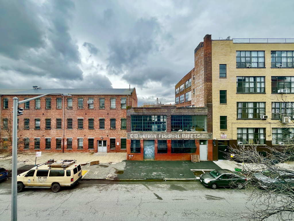 248 Mckibbin Street - Photo 11
