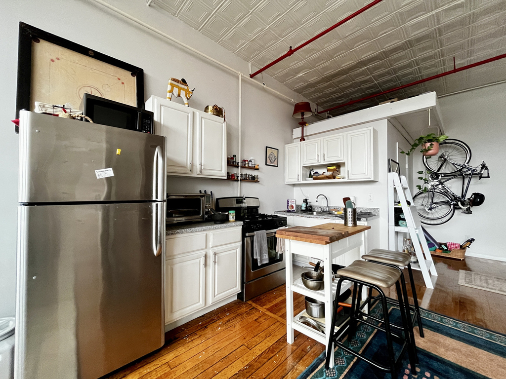 248 Mckibbin Street - Photo 5