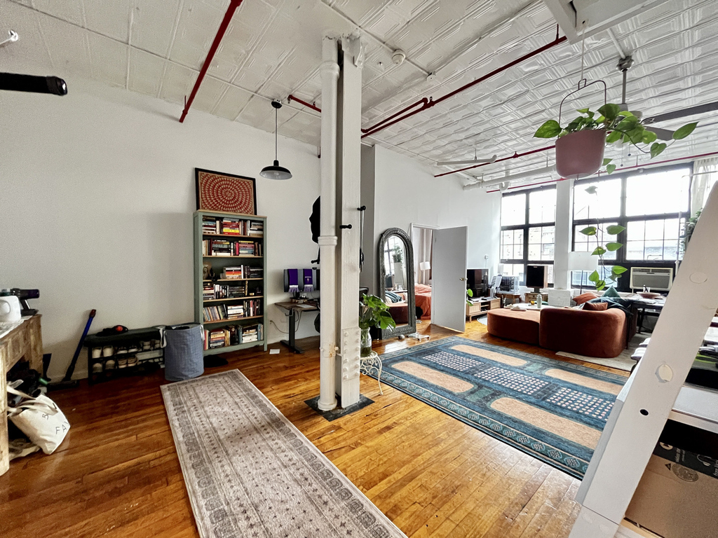 248 Mckibbin Street - Photo 16