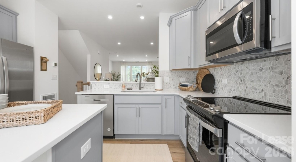 2635 W Trade Street - Photo 3