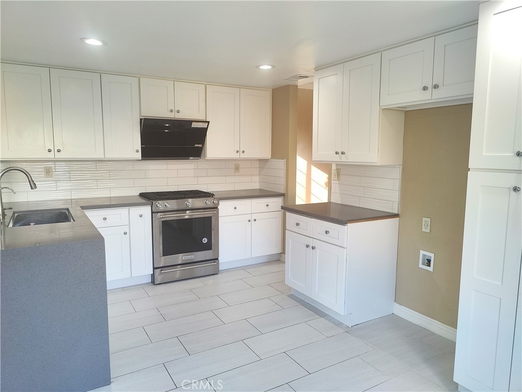 6953 Saddleback Place - Photo 8