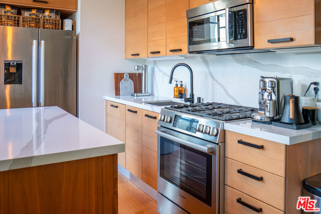 460 S Spring Street - Photo 14