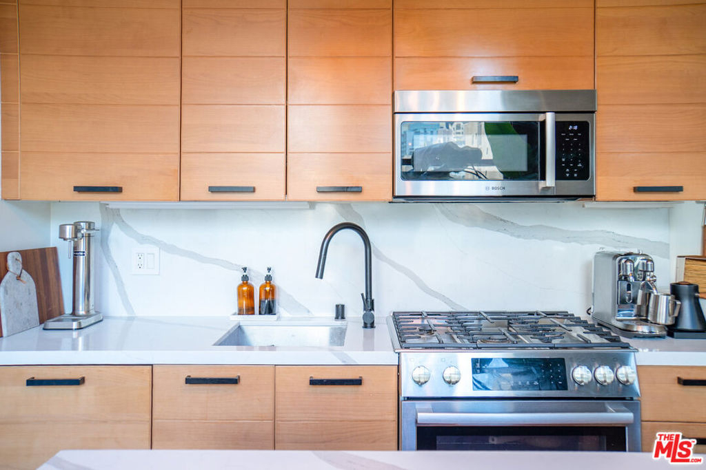 460 S Spring Street - Photo 17