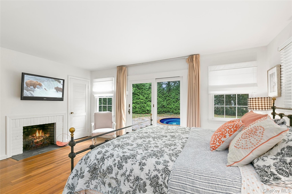 669 Hill Street - Photo 3