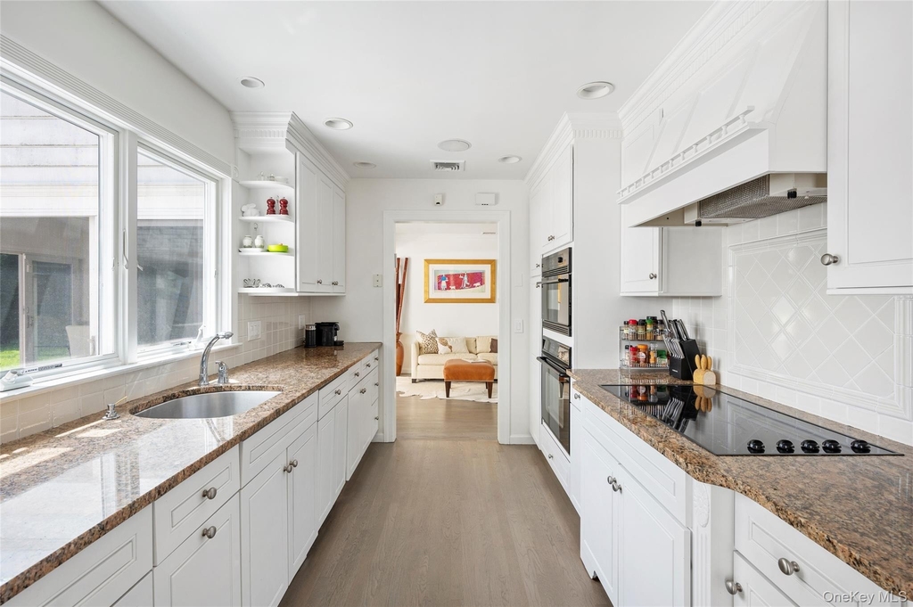 89 South Road - Photo 12