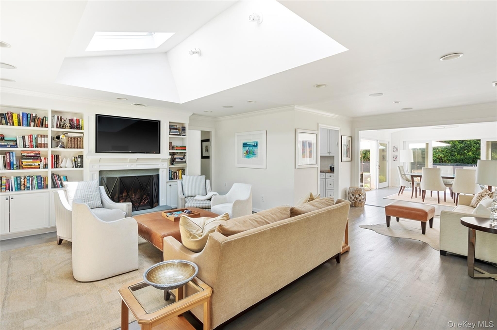 89 South Road - Photo 9