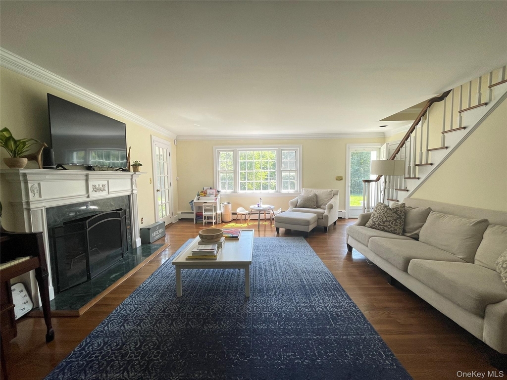 6 Beech Hill Road - Photo 2