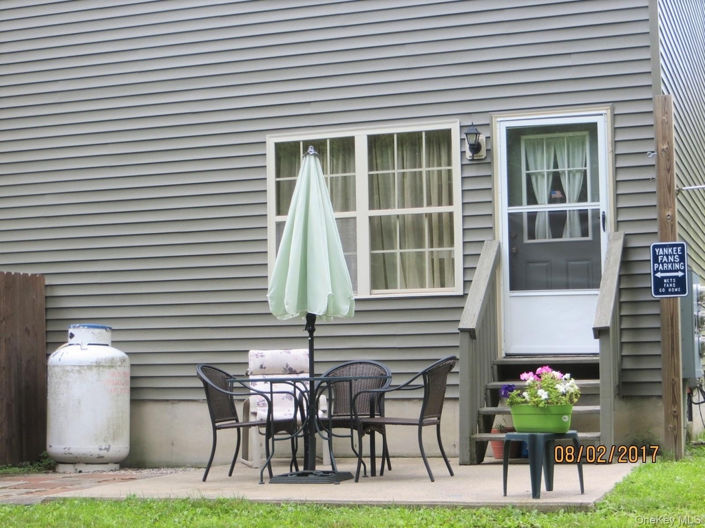 215 Rabbit Run - Photo 10