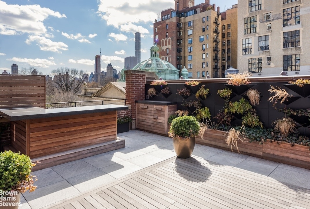 15 W 68th Street - Photo 7