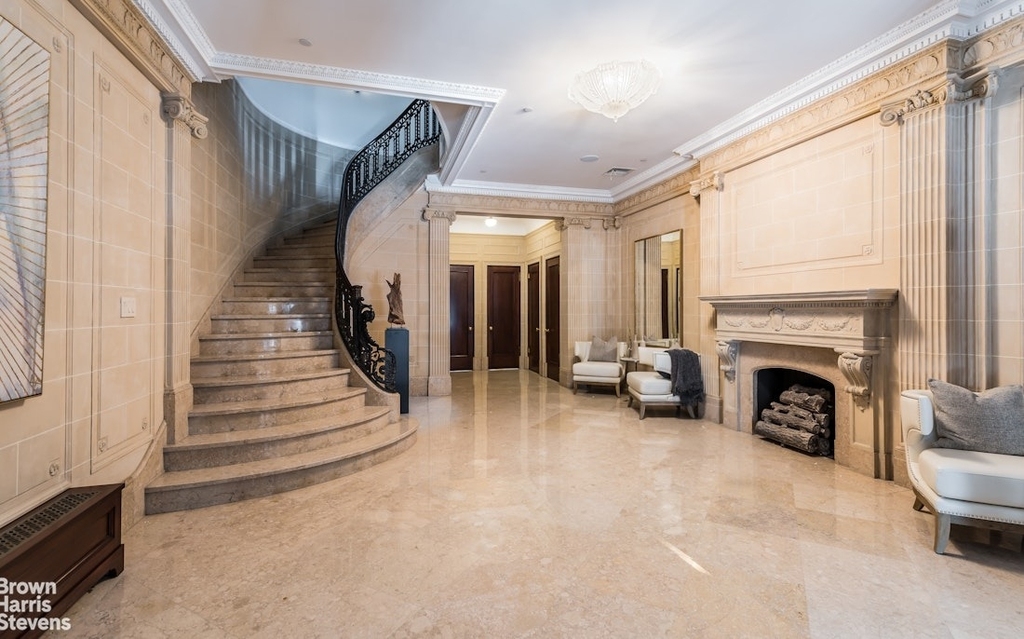 15 W 68th Street - Photo 2