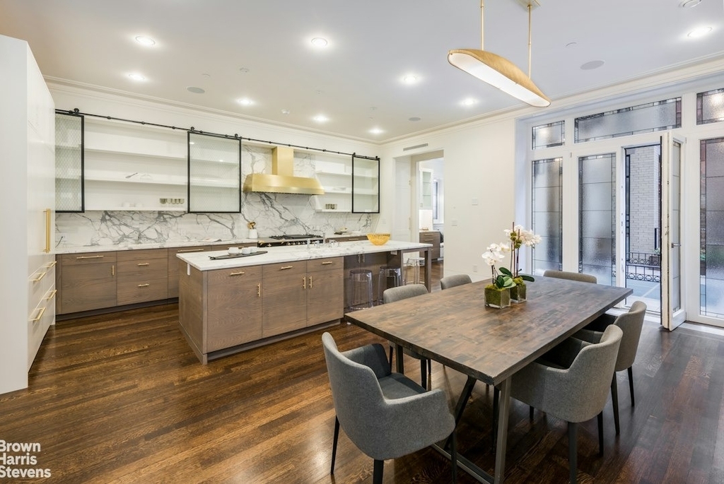 15 W 68th Street - Photo 5