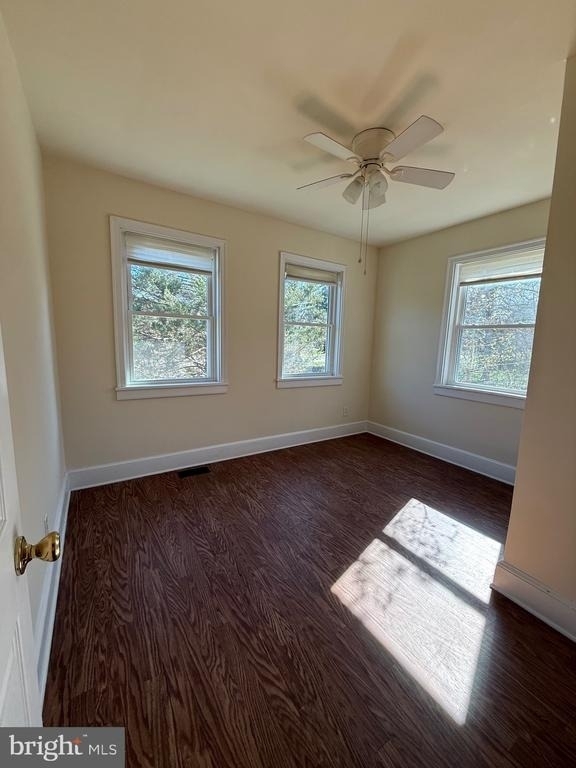 9253 Dahlgren Road - Photo 16