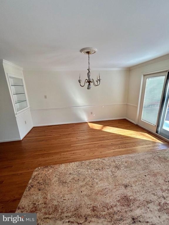 3301 Spring Lane - Photo 5