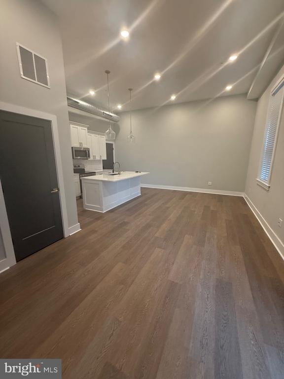 581 Jamestown - Photo 16