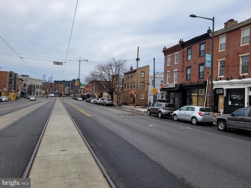 223 E Girard Avenue - Photo 25