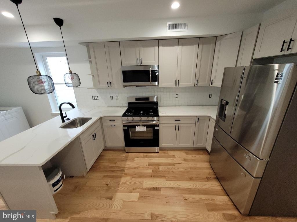 223 E Girard Avenue - Photo 0