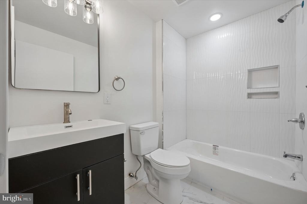4212-16 Lancaster Avenue - Photo 1