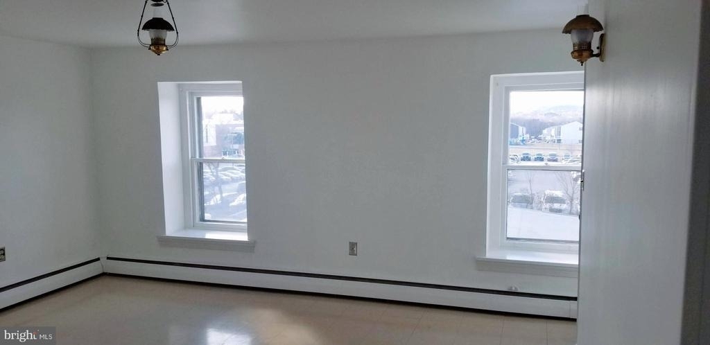 516 Franklin Avenue - Photo 4
