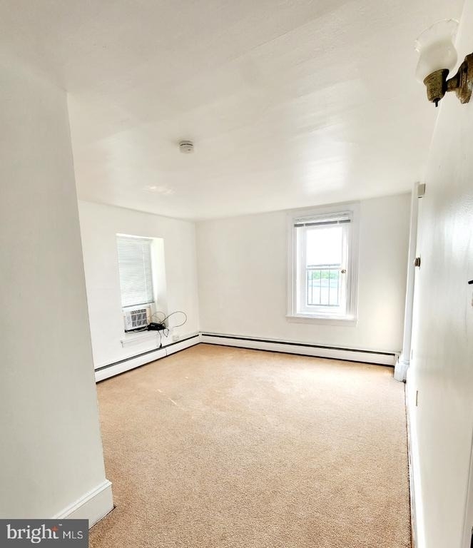 516 Franklin Avenue - Photo 2