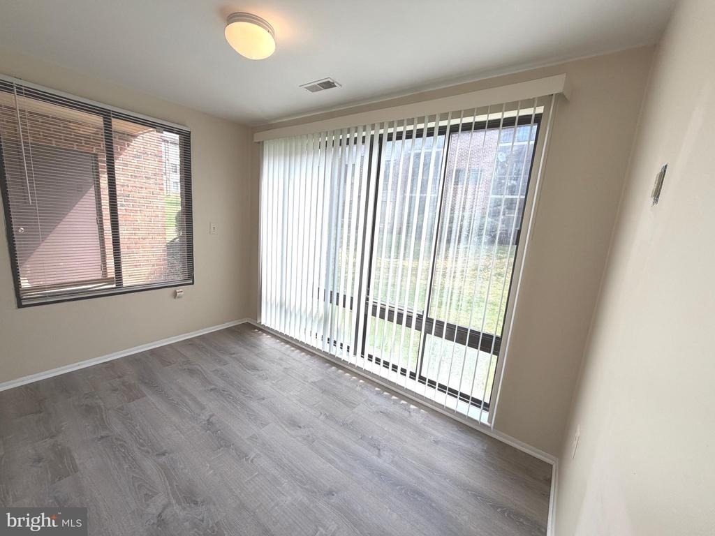 18131 Chalet Drive - Photo 15