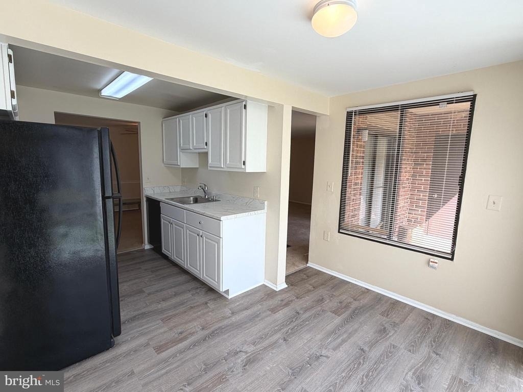 18131 Chalet Drive - Photo 8