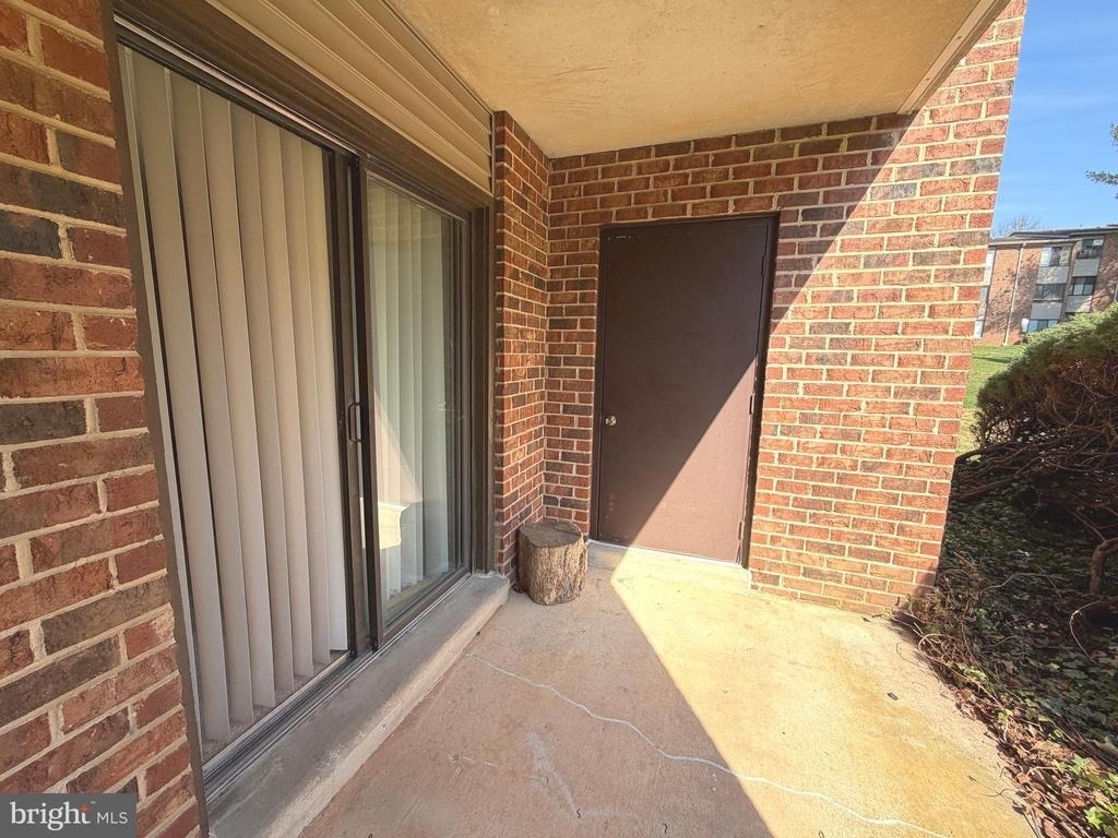 18131 Chalet Drive - Photo 42