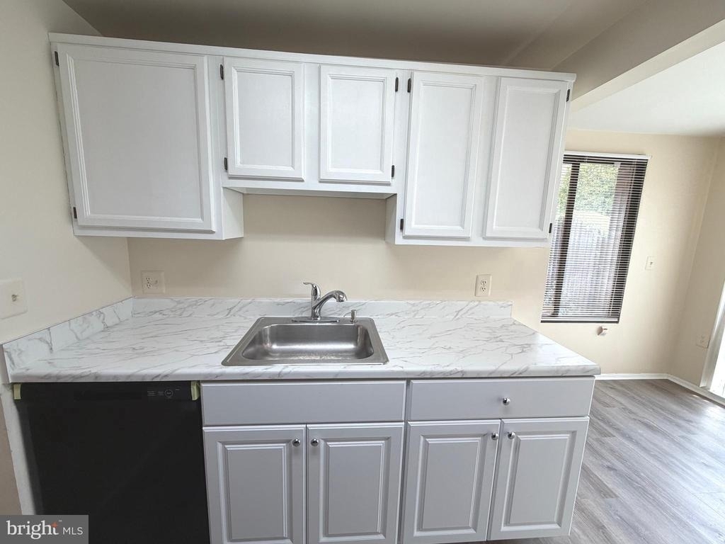 18131 Chalet Drive - Photo 12