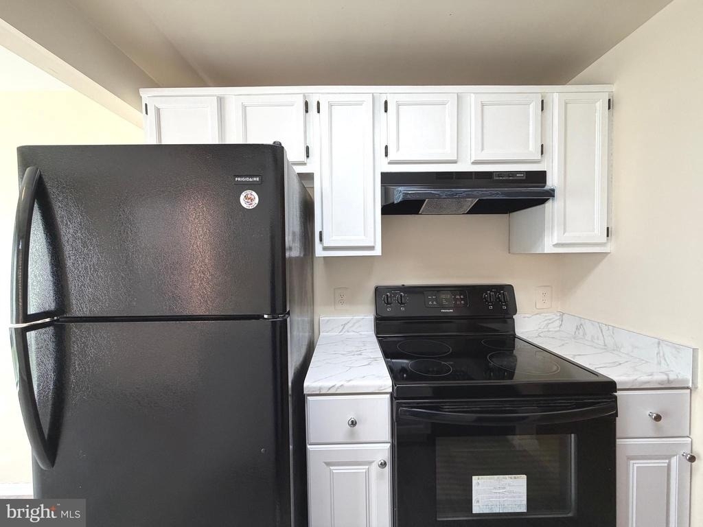 18131 Chalet Drive - Photo 11